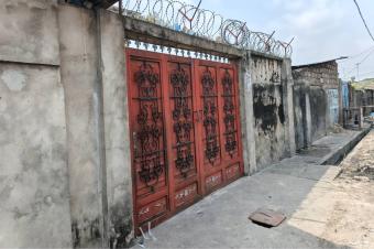 Parcelle  NgiriNgiri 15 sur 25m 250.000  dbattre